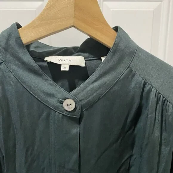 VINCE Women's  Silk Mandarin Collar Button Down Shirt XL Green Belt Pockets - Picture 8 of 10